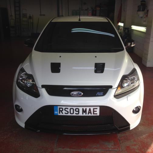 White_Focus_RS